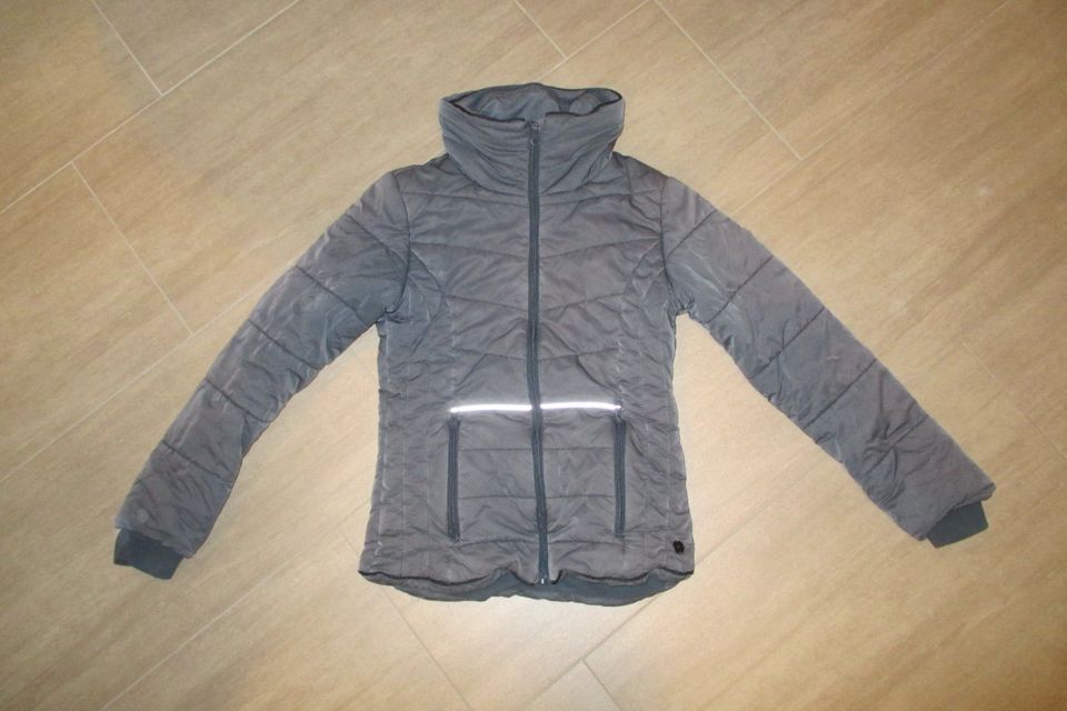 s.Oliver Winterjacke Jacke Gr. M / 152 grau in Leer (Ostfriesland)