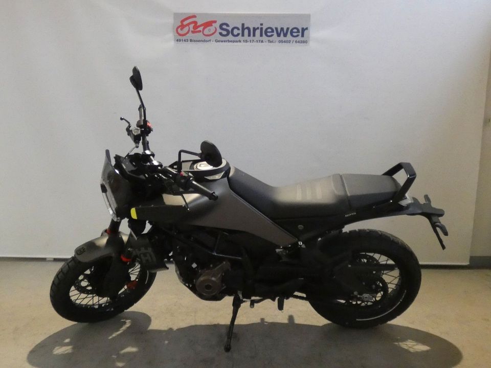 Husqvarna Svartpilen 125 Modell 2024 in Bissendorf