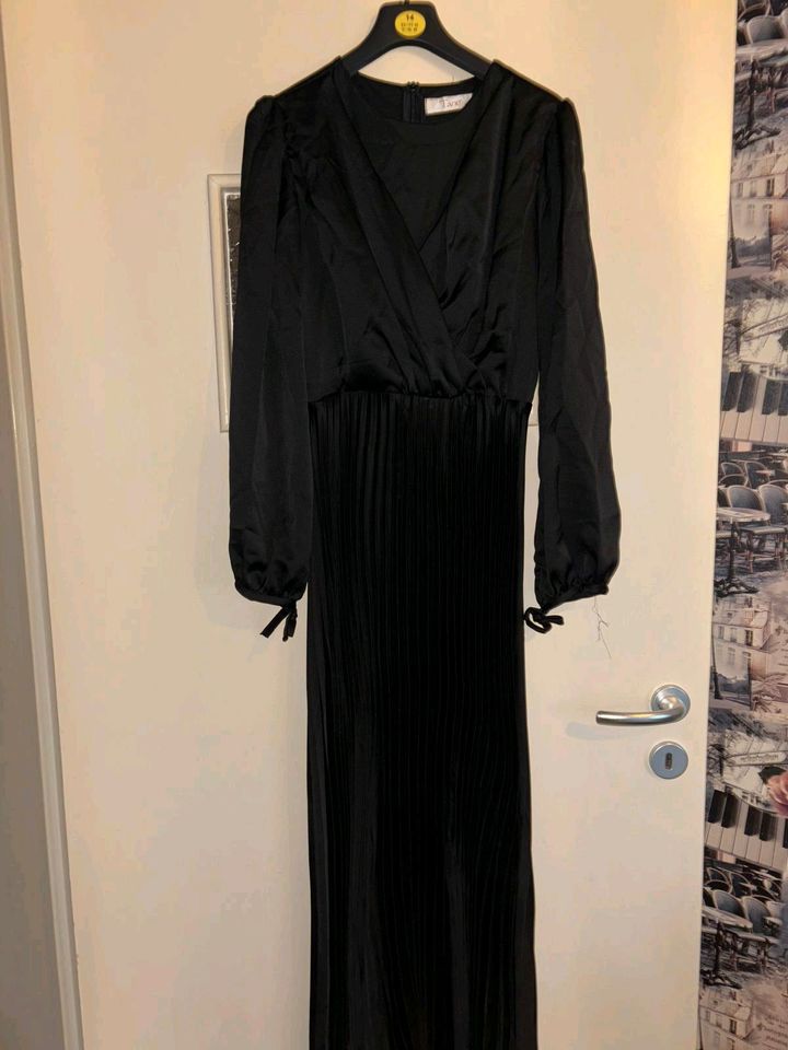 Abendkleid hijab Satin (schwarz) in Völklingen