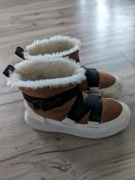 Gefütterte UGG Stiefel Größe 39 Baden-Württemberg - Weissach Vorschau