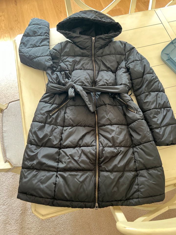 Umstandsjacke / Umstandsmantel schwarz H&M / Größe: M in Kattendorf