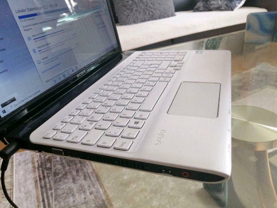 SONY VAIO   SVE151J13M in Nürnberg (Mittelfr)