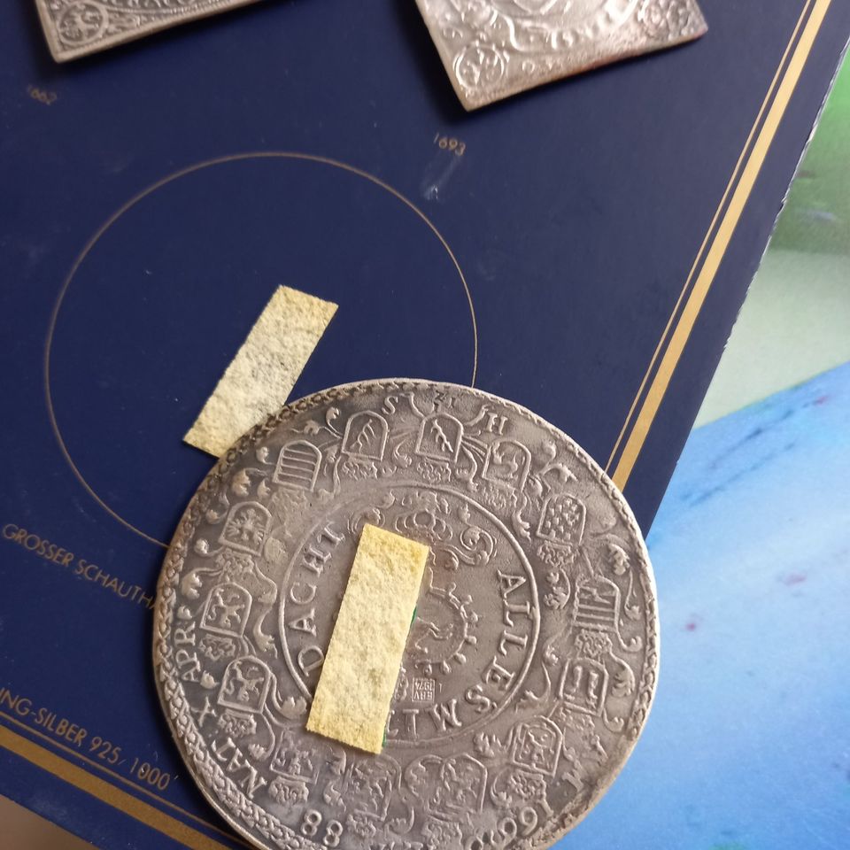 alte Münzen ,5 Thalerklippen und Schauthaler im Bilderrahmen in Eppelborn