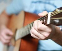 Kostenlos singen und Akustik-Gitarre spielen lernen Bochum - Bochum-Ost Vorschau