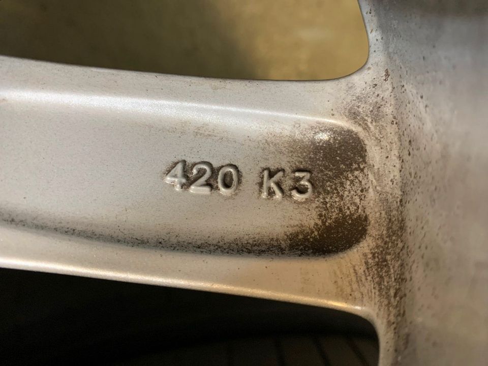 Original Audi A1/16 Zoll Winterräder 10-Speichen 82A 601 025C in Deizisau 