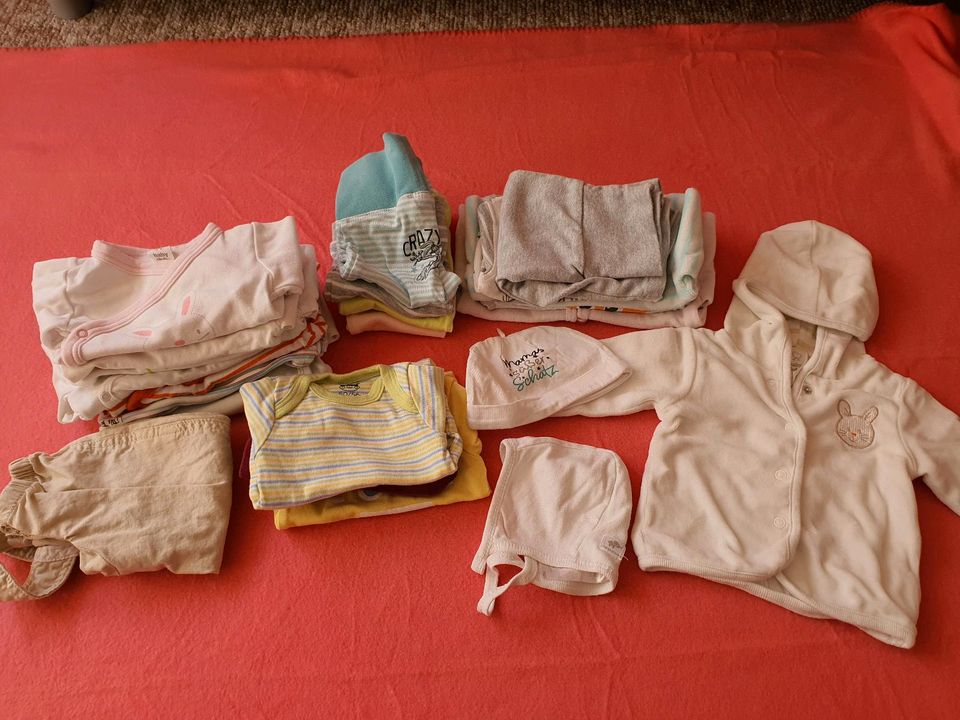 Bekleidungspaket Baby Gr.50/56  (23 Teile) in Sangerhausen