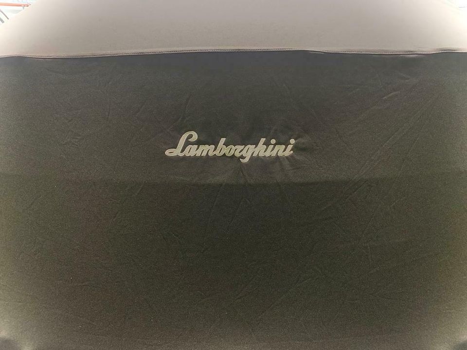 Original Lamborghini Urus Indoor Car Cover 4ML860636 in Stuhr