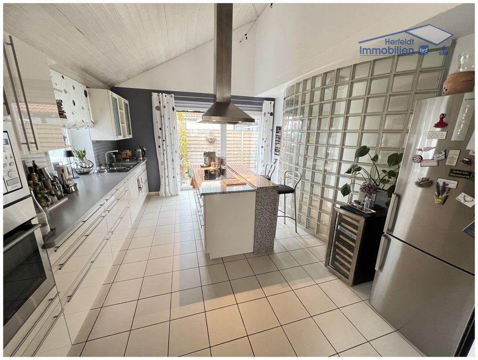 Konkurrenzlos günstige Designer-Wohnung mit Luxusausstattung zentral in Landsberg - nur 2.641,- €/m² in Landsberg (Lech)