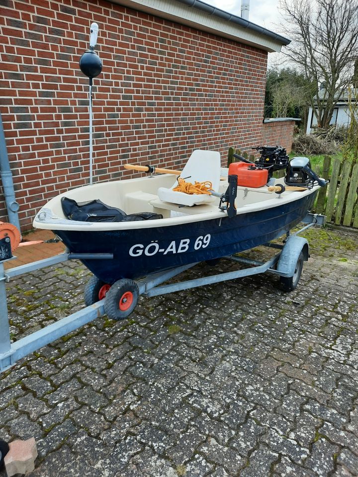 Angelboot, Motorboot mit Trailer und  Außenborder 6 PS Mercury in Niestetal