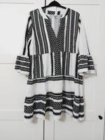 Kleid Sommer Rainbow Gr. 44 Hessen - Taunusstein Vorschau