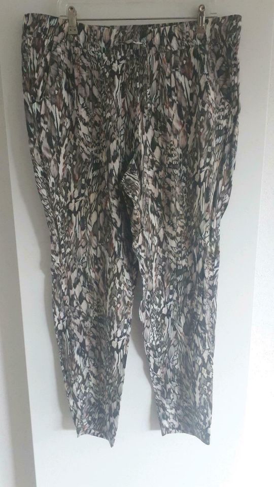 GW Gerry Weber Sommer Hose Gr.46 in Unna