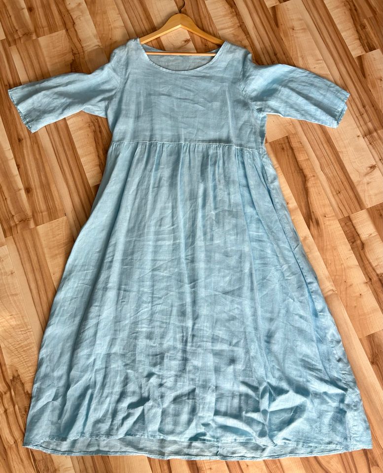Blaues FLEUR DE LIN Kleid, Leinen Gr. 44 in Moers