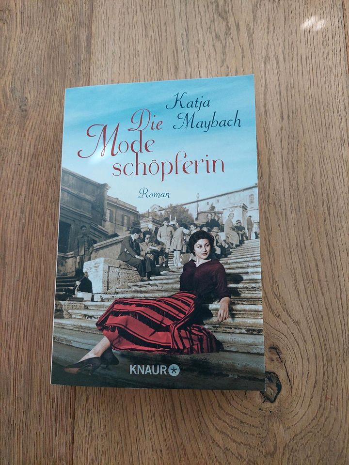 Buch Die Modeschöpfer Katja Maybach Roman in Vohburg an der Donau