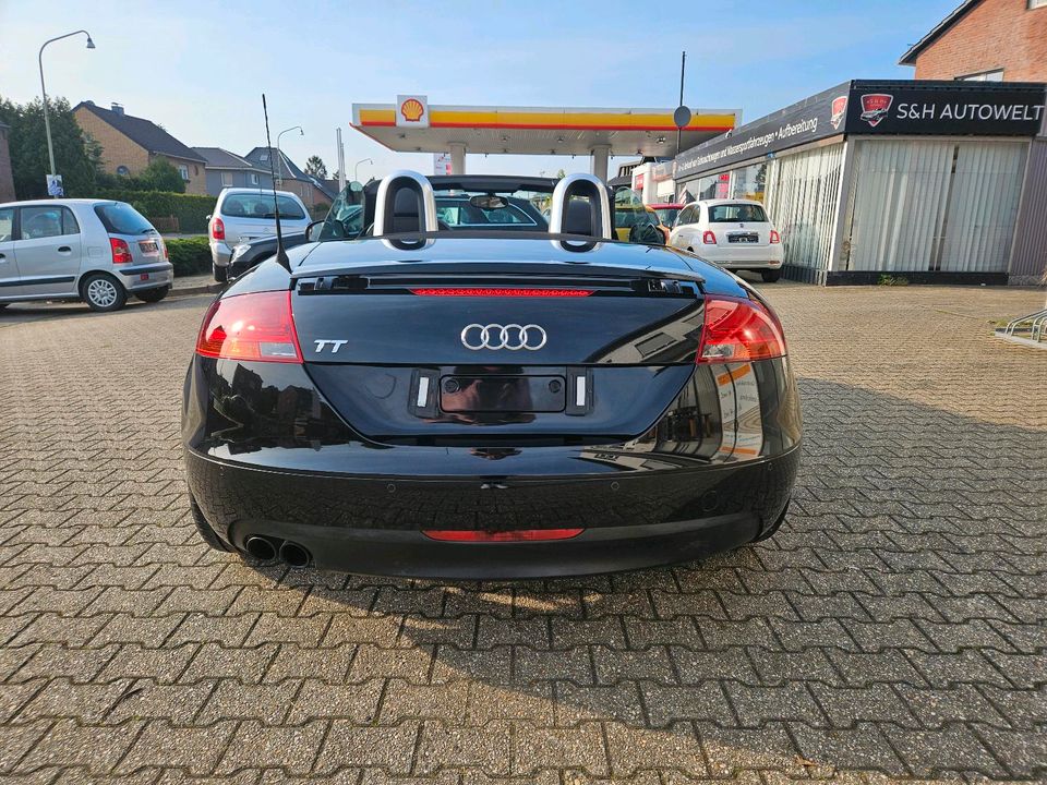 AUDI TT S LINE CABRIO 2,0 LTR BJ 07 / LEDER / TÜV NEU in Wegberg