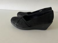 **Sketchers Schuhe Plateau schwarz gr. 41 top** Niedersachsen - Neu Wulmstorf Vorschau