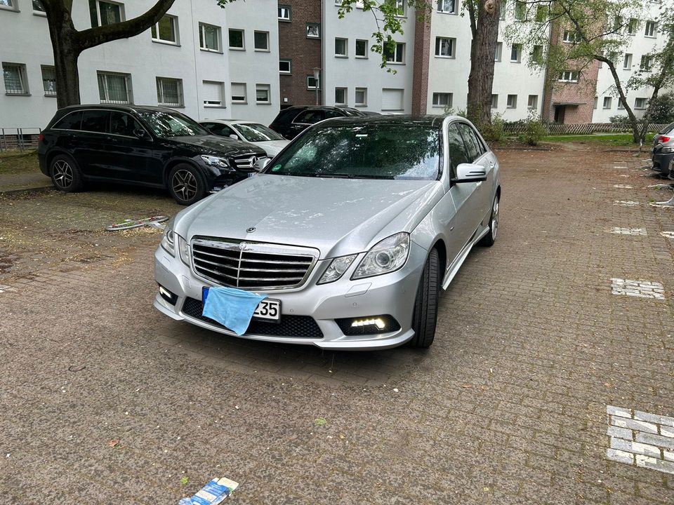 MERCEDES BENZ E350 CDI AMG PACKET in Berlin