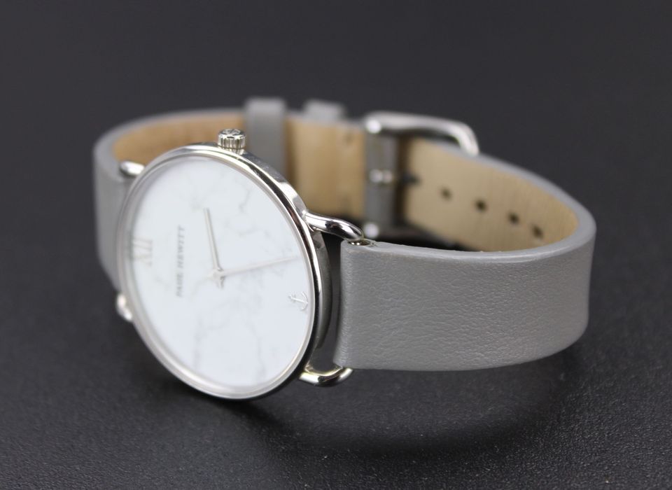 Paul Hewitt Uhr Damen Armbanduhr Damenuhr grau Leder weiß marmor in  Duisburg - Duisburg-Süd | eBay Kleinanzeigen ist jetzt Kleinanzeigen