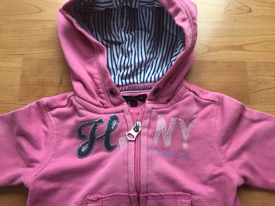 Tommy Hilfiger Baby Sweatjacke Hoodie in 86 in Pfronten