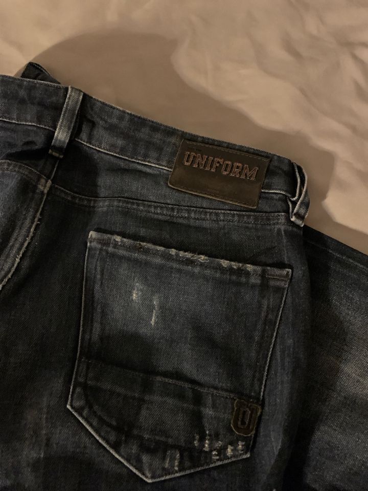 Uniform Jeans in Blankenheim