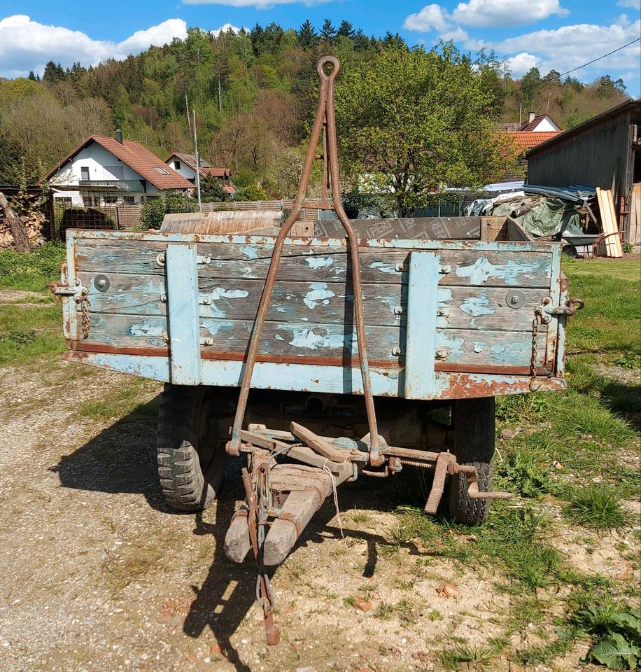 Wagen, Anhänger für Traktor in Staig