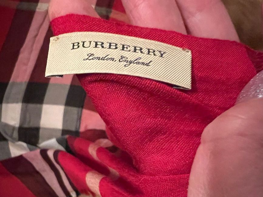 BURBERRY Cashmere/Seide Schal mit Etiketten 200cm x 90cm in Germering