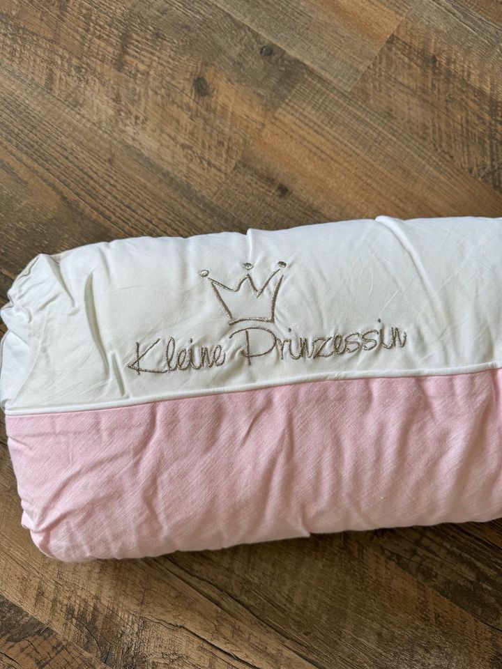 Stillkissen premium kleine Prinzessin wie neu in Wasserburg am Inn