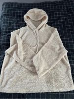 Kuscheliger Hausanzug für Damen aus Teddystoff, creme,Größe 42 Nordrhein-Westfalen - Herzebrock-Clarholz Vorschau