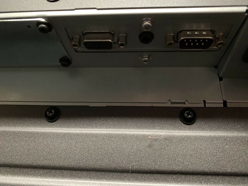 Panasonic Plasma-Bildschirm im Transportcase #0892 in Jettenbach