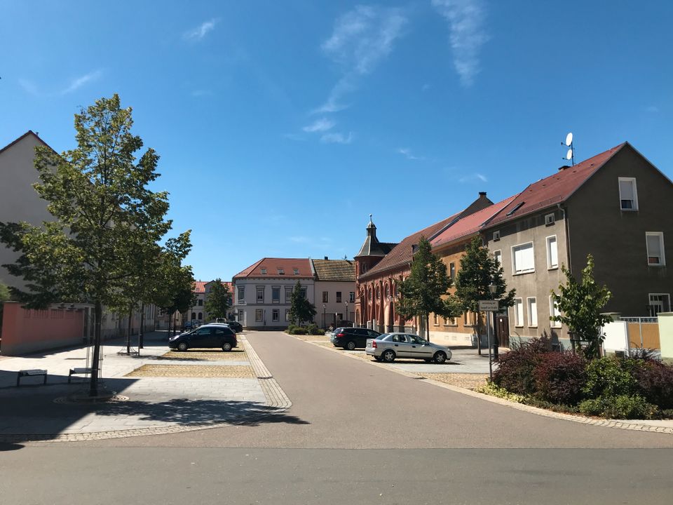 Meuselwitz - 4 Zimmer in ruhiger Zentrumlage - Parken im Hof ! in Meuselwitz
