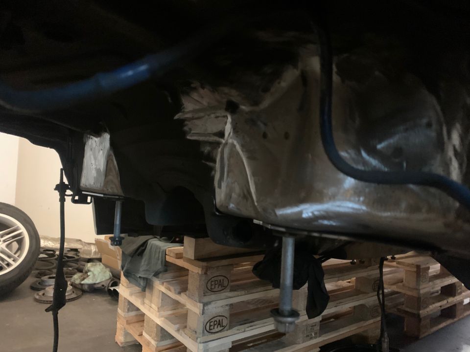 BMW E46 Hinterachse Verstärkungs Reparatur Set in Renningen