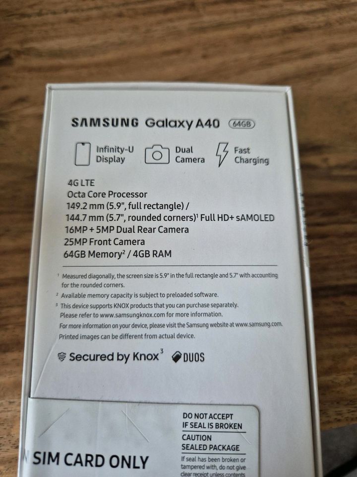 Samsung Galaxy A40, black, 64 GB, voll funktionsfähig, Smartphone in Großostheim