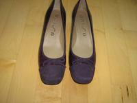 Unisa Damenschuhe (Pumps) Leder lila Größe 40 (6,5) NEU Wandsbek - Hamburg Bramfeld Vorschau