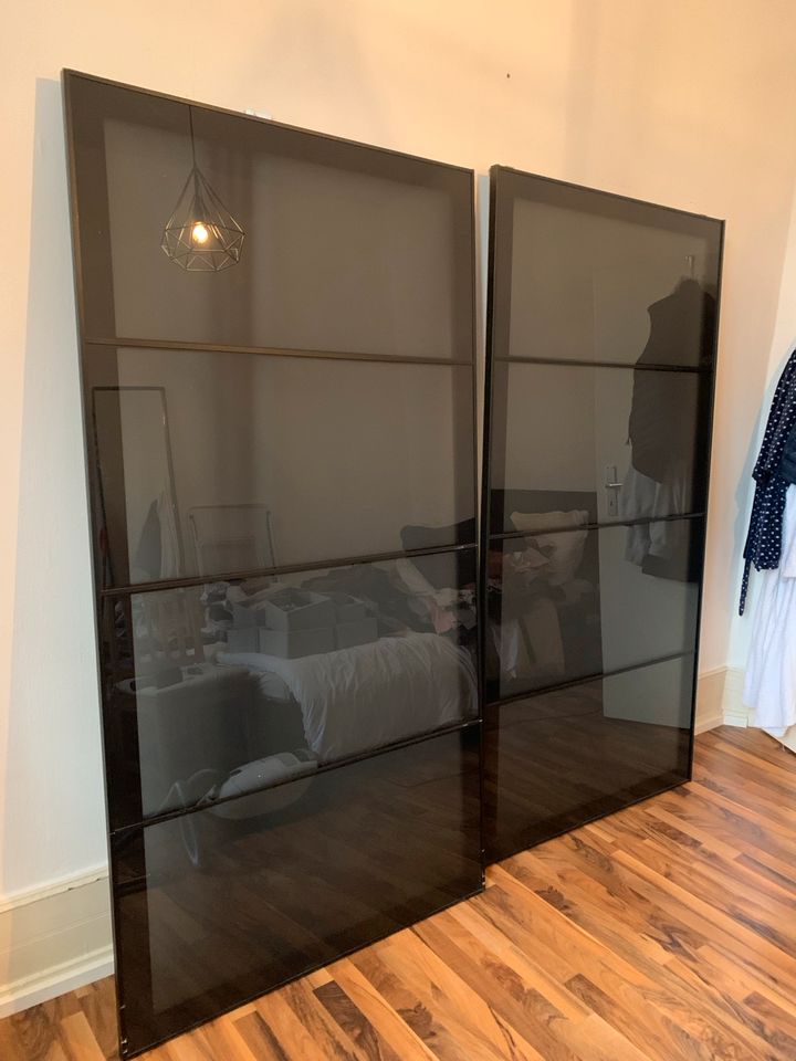 Ikea Pax Schiebetüren Paar Glas 200x201cm in Frankfurt am Main