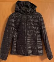 Benetton Damen Jacke mit Kapuze, schwarz Größe 36 Saarland - Riegelsberg Vorschau