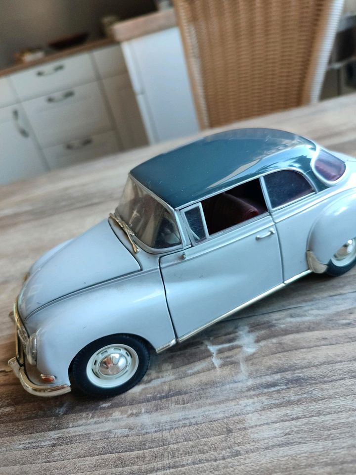 Modellautos OLDTIMER 1:18 in Hann. Münden