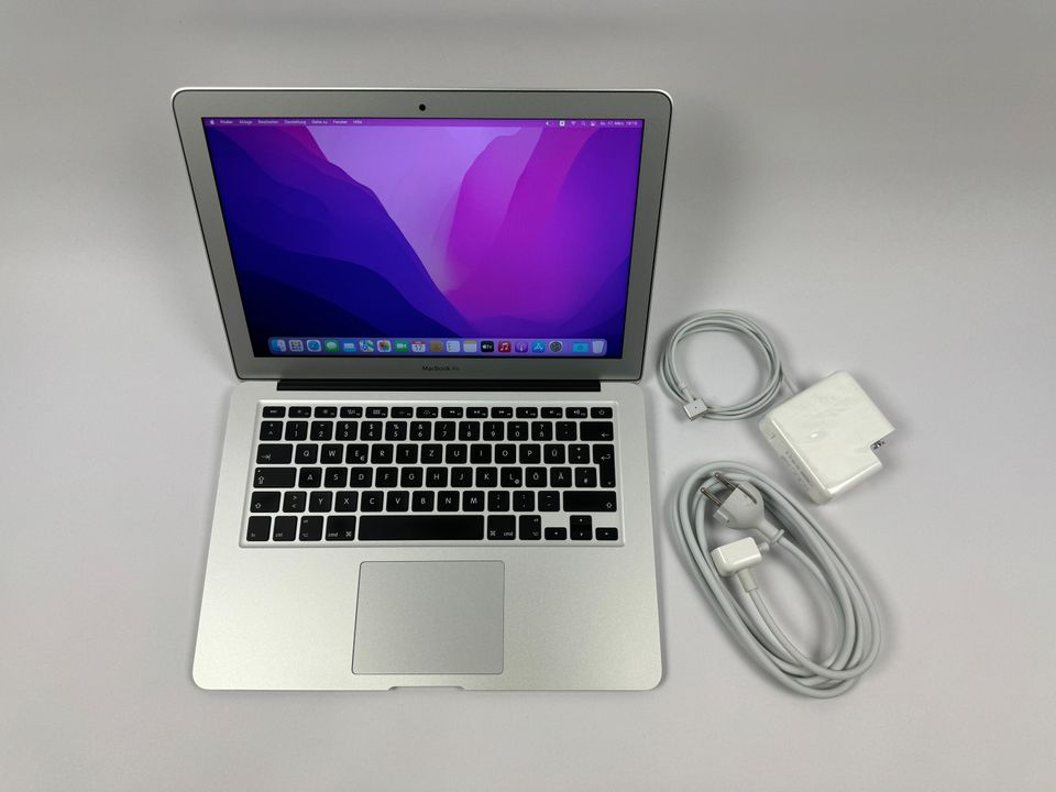 Apple MacBook Air 13,3“ i5 1,8 Ghz 128 GB SSD 8 GB Ram SILBER 2 in Neuburg am Rhein