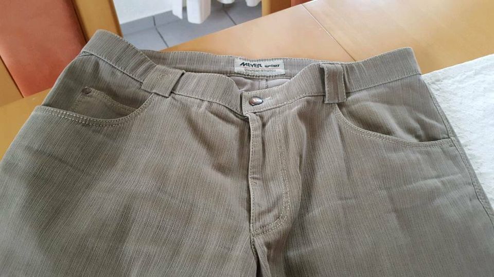 Braune Hose zu verkaufen in Erwitte