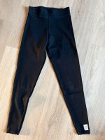 Zara Rippleggins Leggins Gr.164 Nordrhein-Westfalen - Mönchengladbach Vorschau