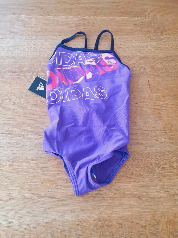 Adidas Mädchen Badeanzug 92 neu mit Etikett in Leinfelden-Echterdingen