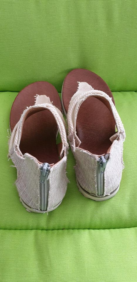 Zehentreter / Sandalen  Gr. 37 wie neu in Erfurt