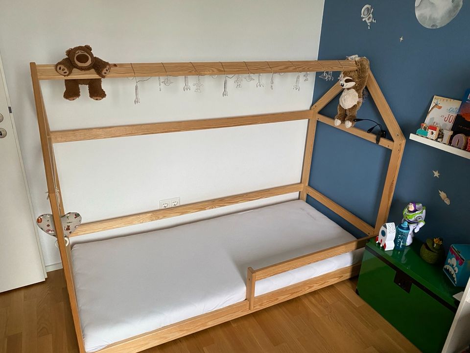 Kinderbett in Ötigheim
