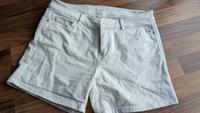 Esprit weißer Short Gr. 36 Baden-Württemberg - Aidlingen Vorschau