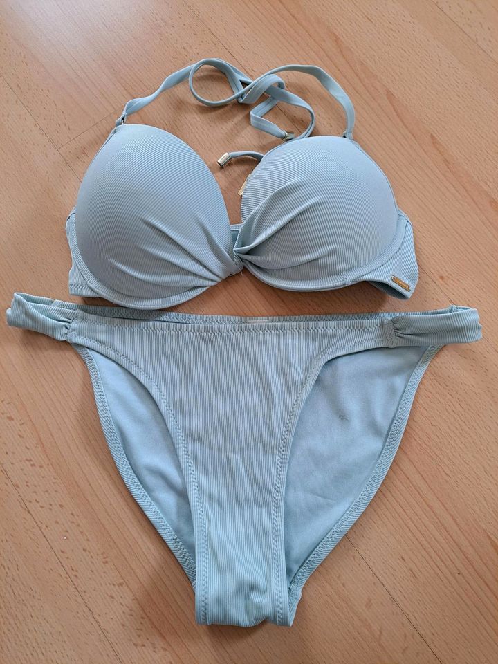 Bikini Ensored in Rüsselsheim