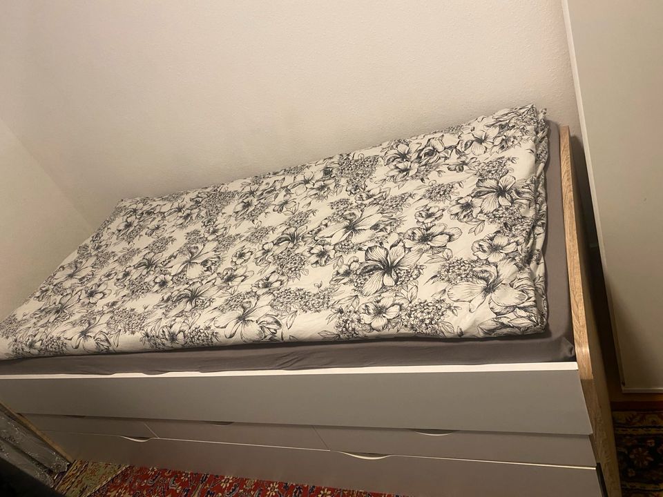 das Bett meines Sohnes in Krefeld