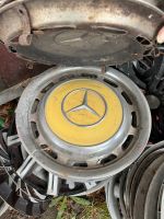 Verkaufe Radkappen Mercedes 123er , Satz für 35 Euro vb Hessen - Stockstadt Vorschau