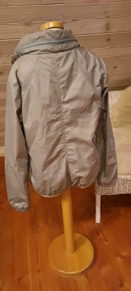 Jacke von s Oliver Gr M in Niederaula