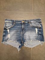 H&M Destroyed Jeans Shorts Gr M 38 Hotpants Nordrhein-Westfalen - Merzenich Vorschau