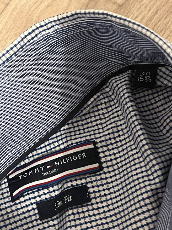 Hemd männerhemd Tommy hilfiger 40 blau gestreift in Düsseldorf