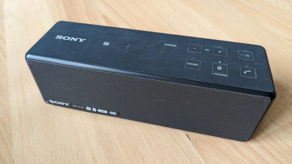 Sony SRS-X33 Bluetooth/NFC Lautsprecher in Berlin