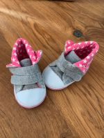 Baby Schuhe 10m, Sterne pink rosa Sneaker, Klettverschluss Hessen - Haiger Vorschau